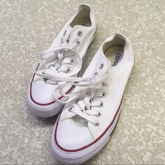 Converse Shoes - 🚨Final sale price-Converse